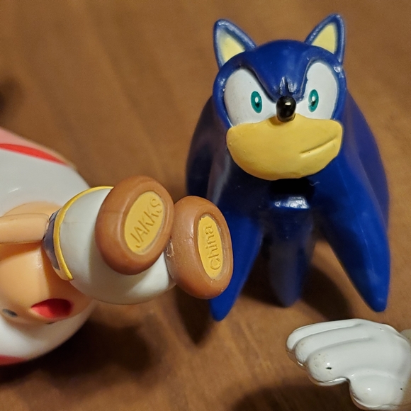 Super Mario Sonic Figure Lot - Picture 4 of 9